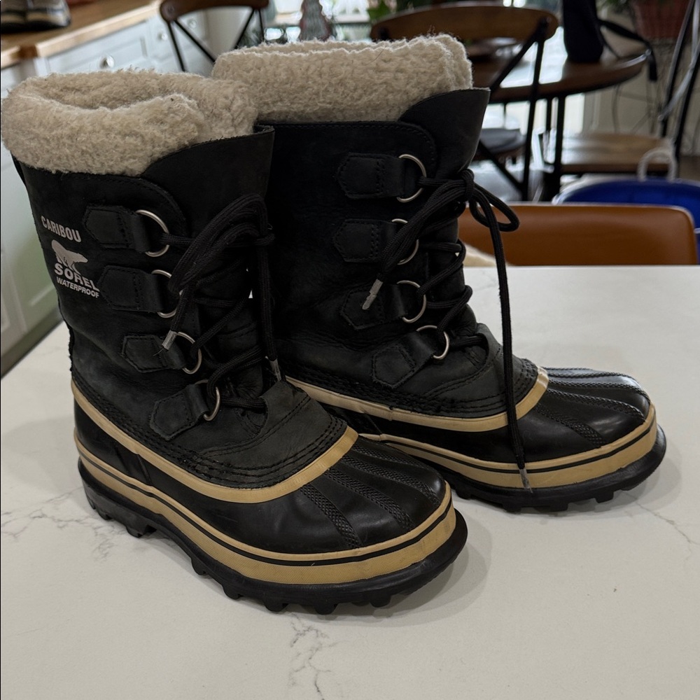 Sorel Blue women’s Boots with Tan Accents